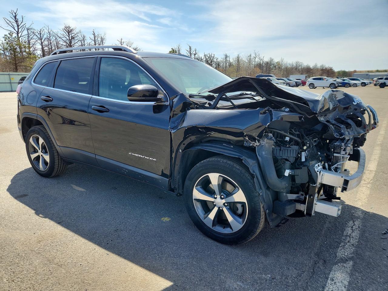2019 JEEP CHEROKEE