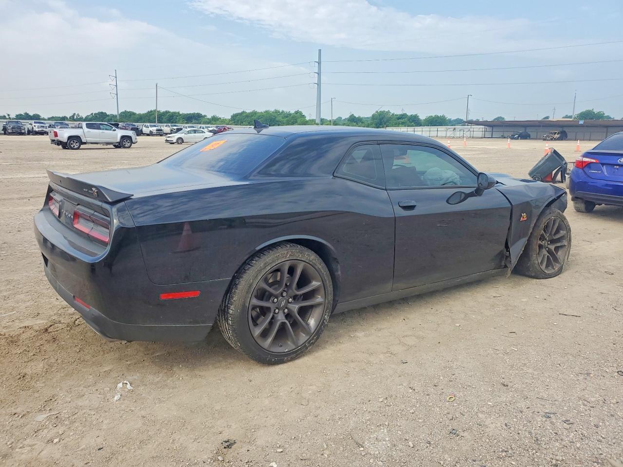 2022 DODGE Challenger