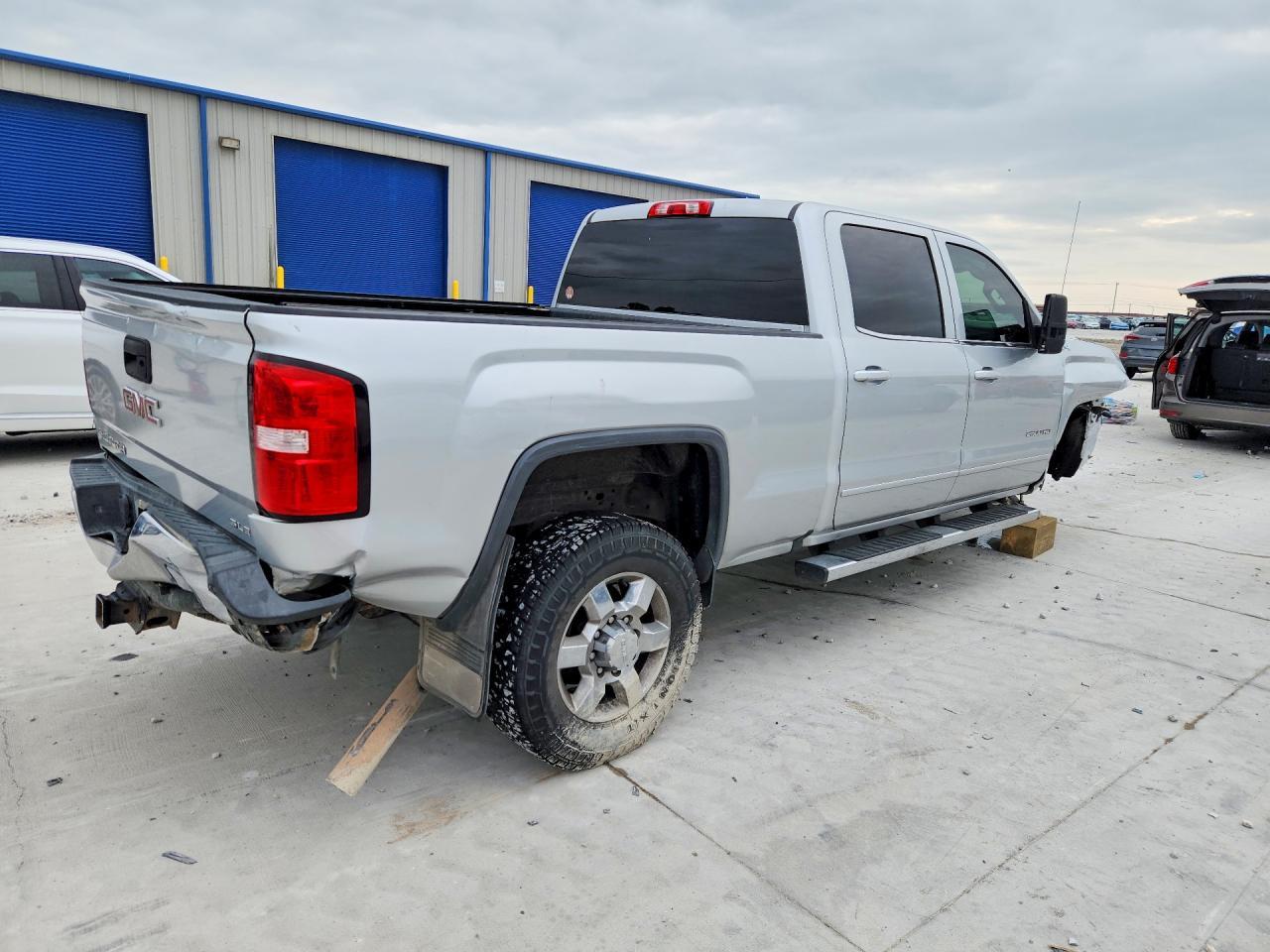 2018 GMC Sierra