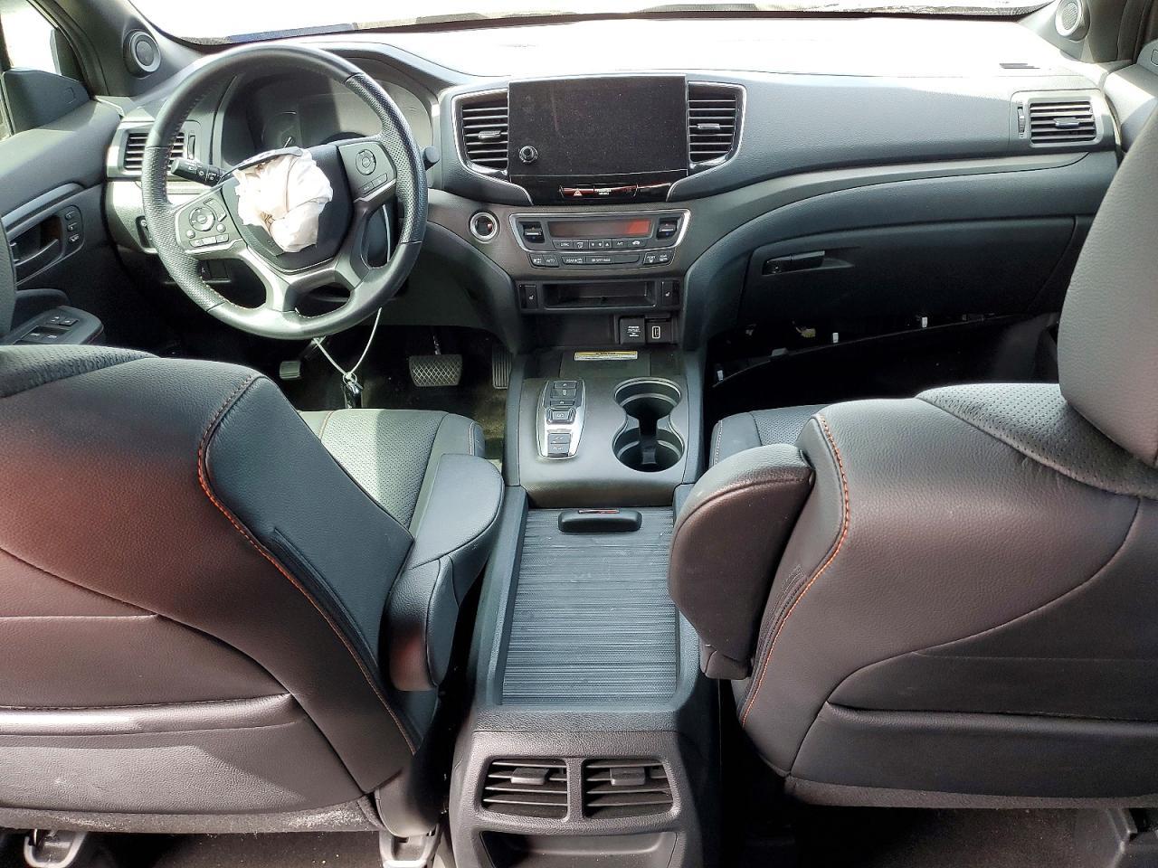 2023 HONDA Passport