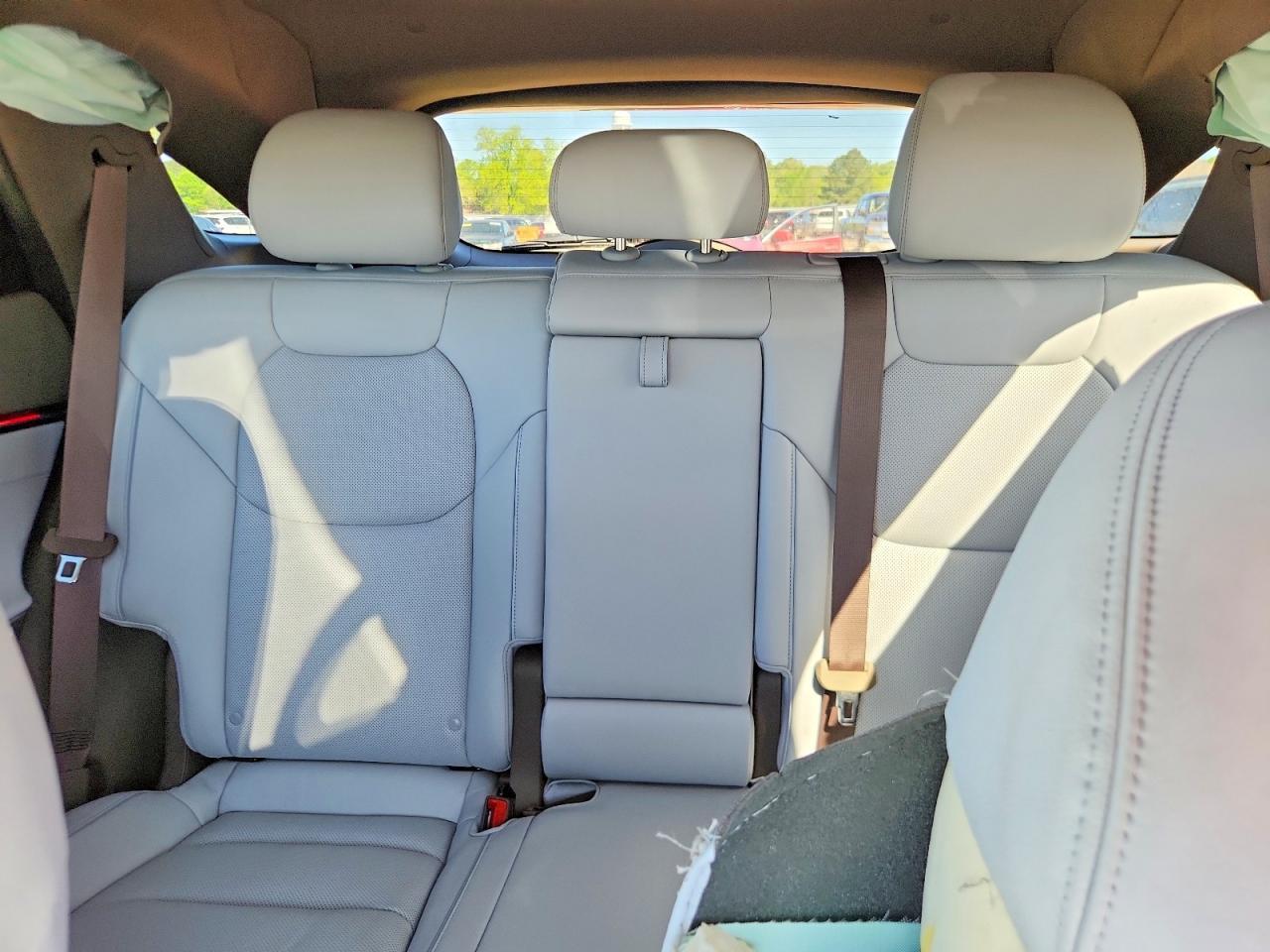 2026 GENESIS GV70