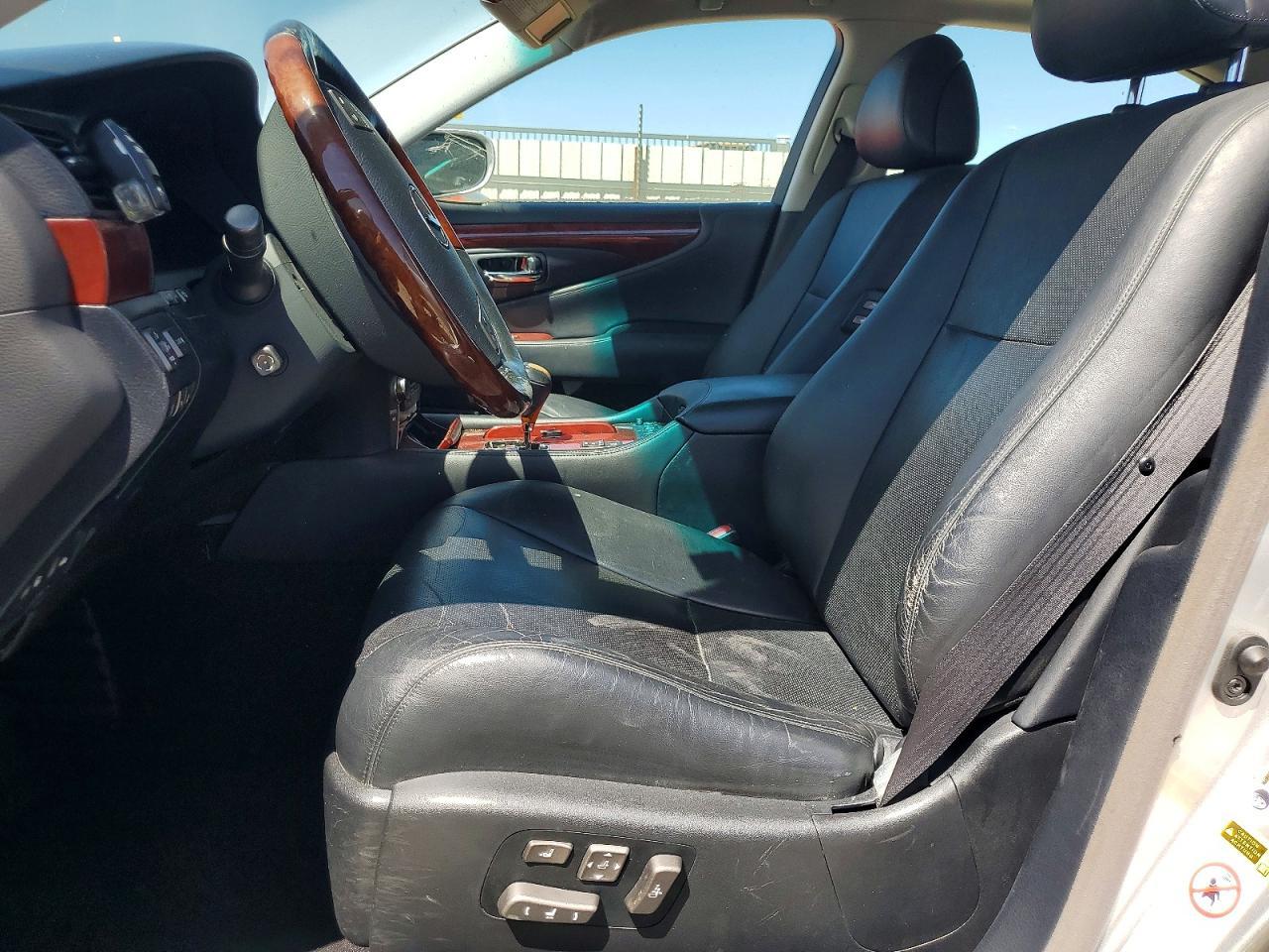 2007 LEXUS LS 460