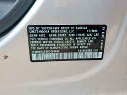 2013 VOLKSWAGEN Passat