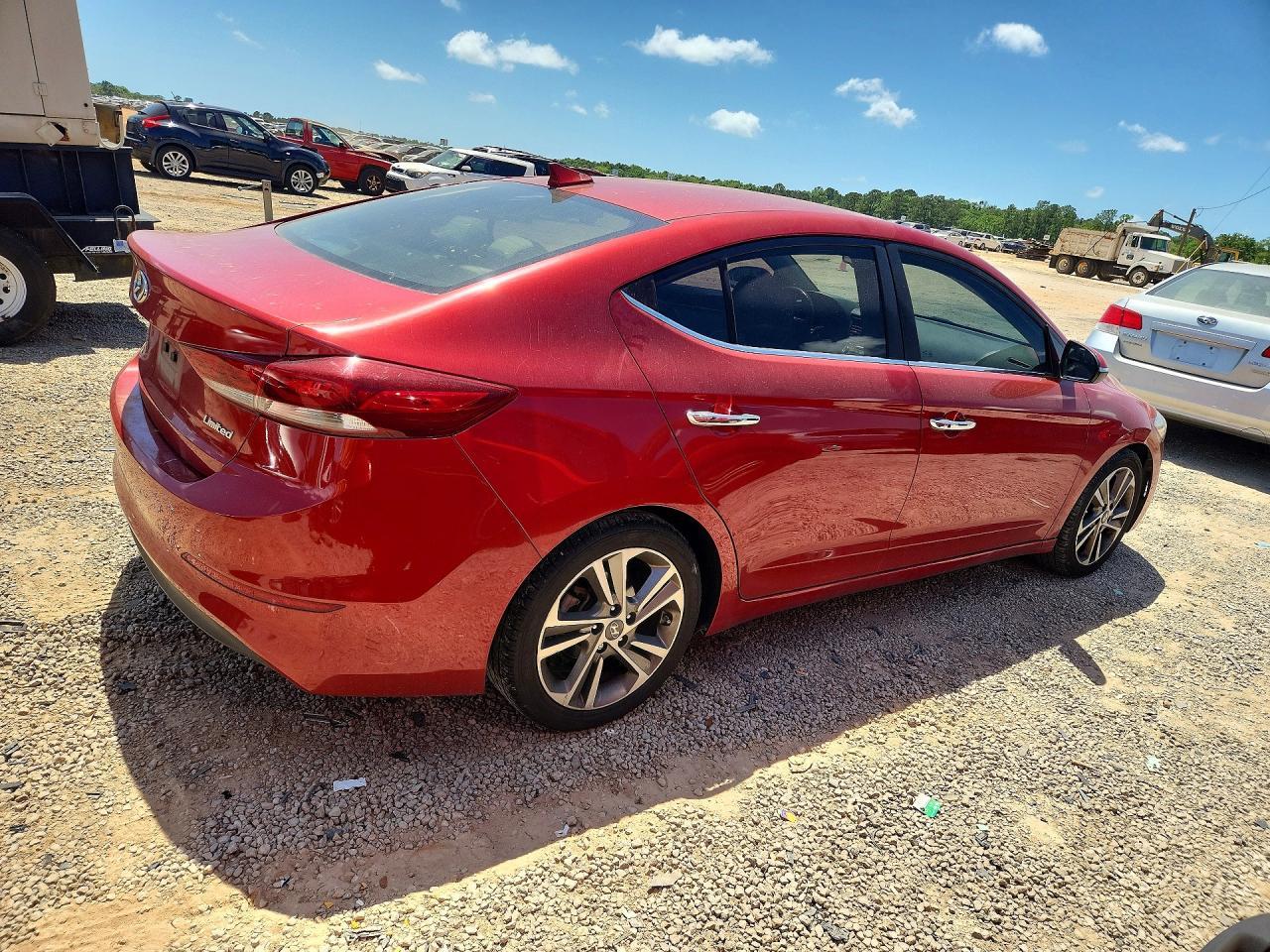 2017 HYUNDAI ELANTRA