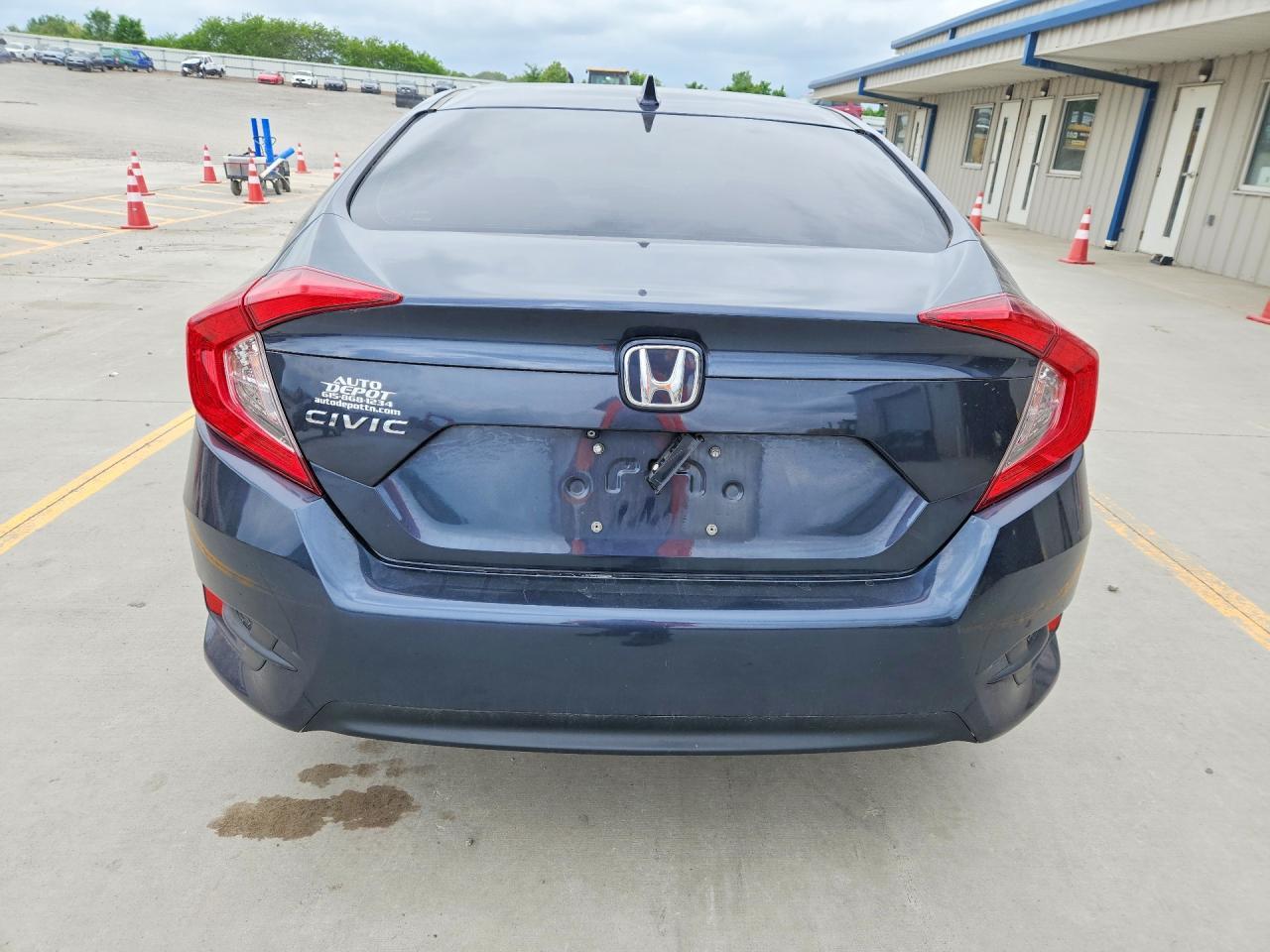 2018 HONDA CIVIC