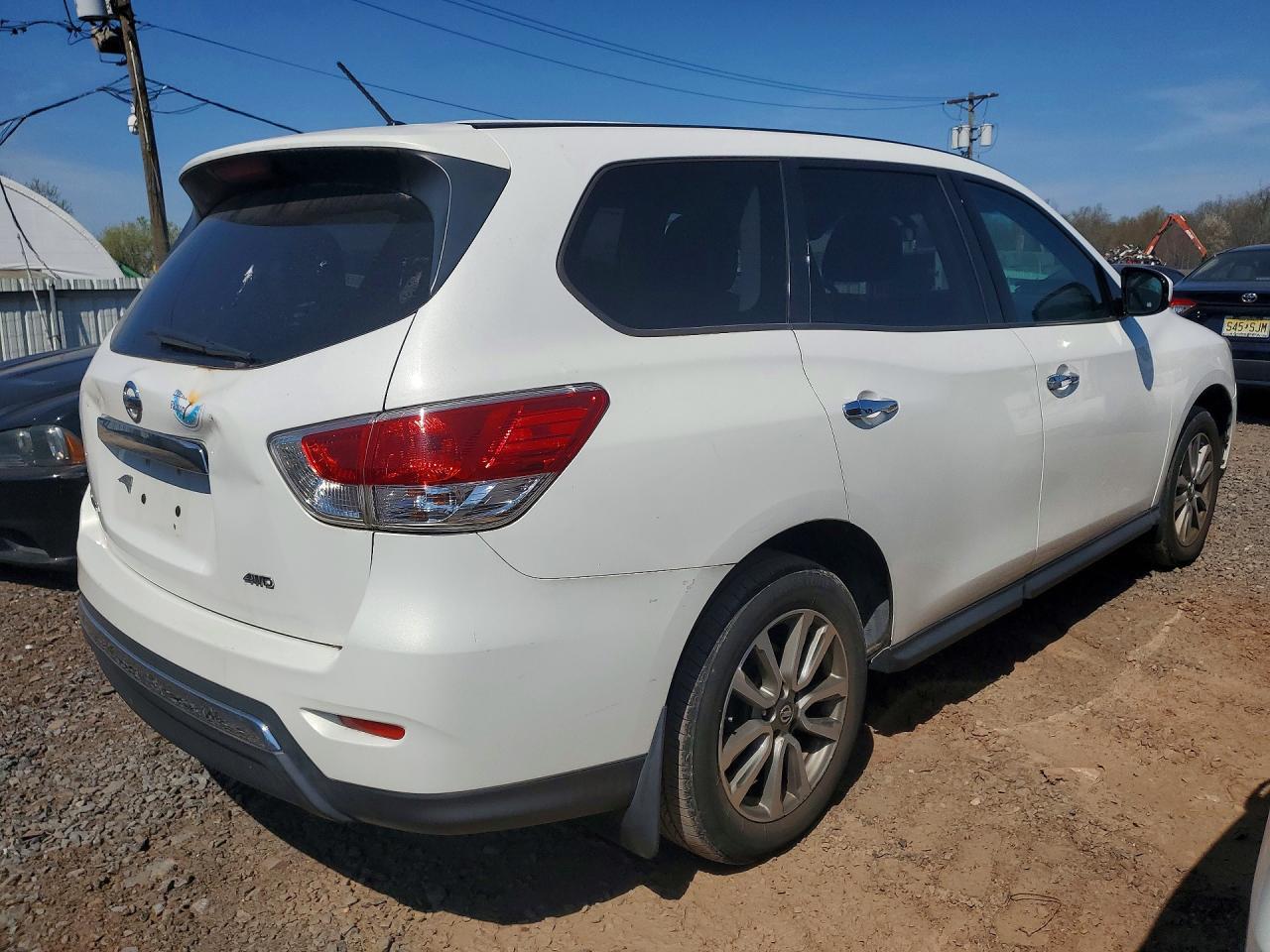 2013 NISSAN PATHFINDER