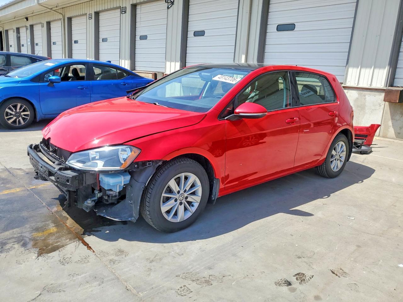 2016 VOLKSWAGEN GOLF