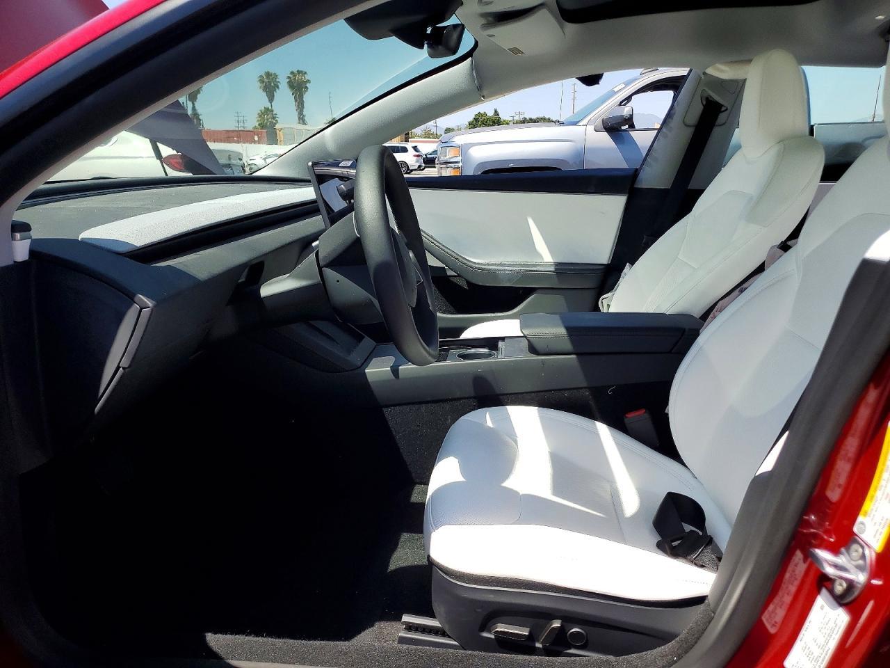 2025 TESLA MODEL 3