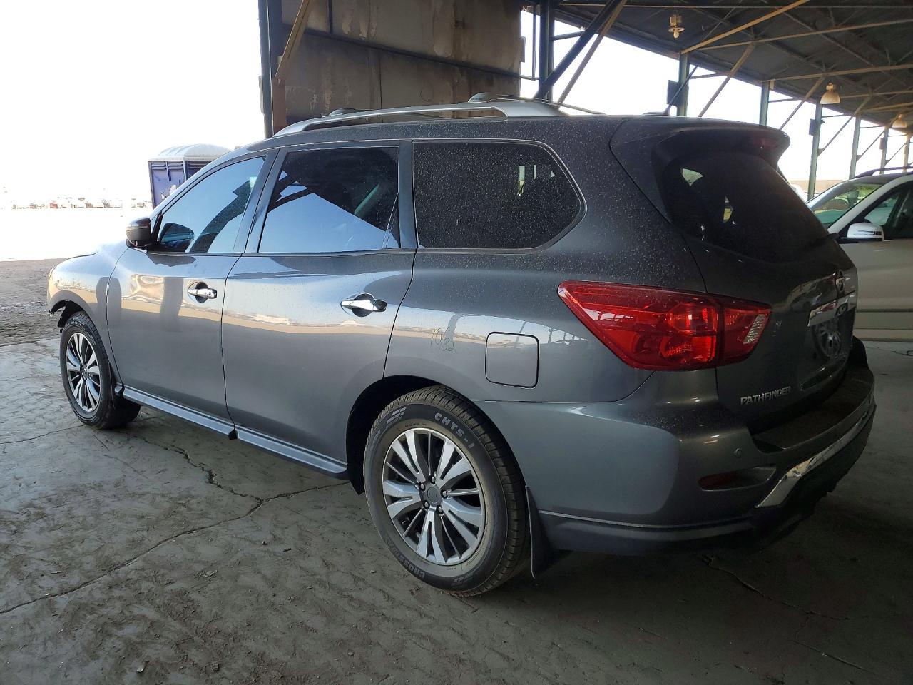 2017 NISSAN PATHFINDER