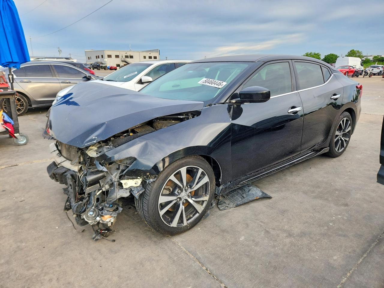 2016 NISSAN Maxima
