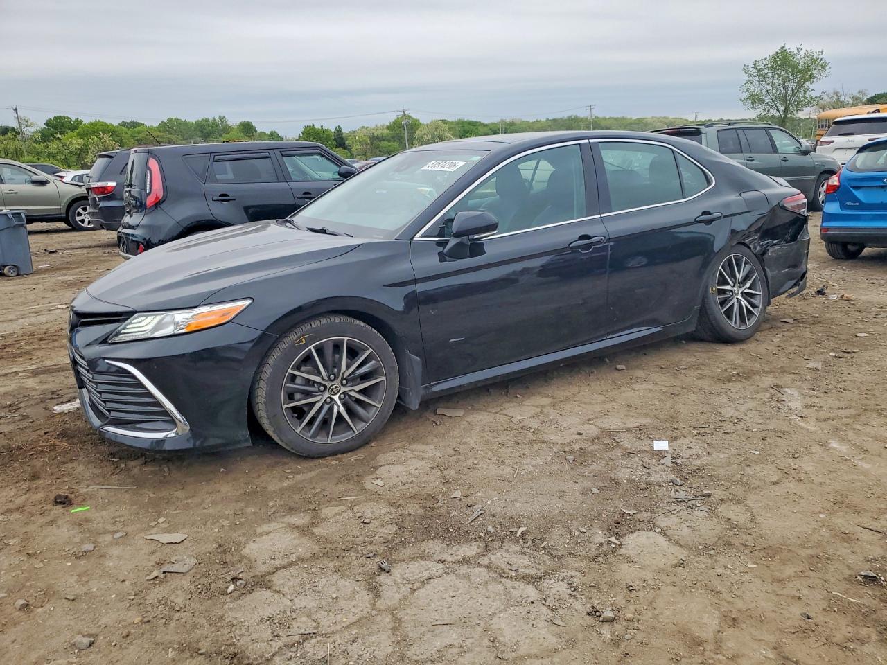 2021 TOYOTA CAMRY