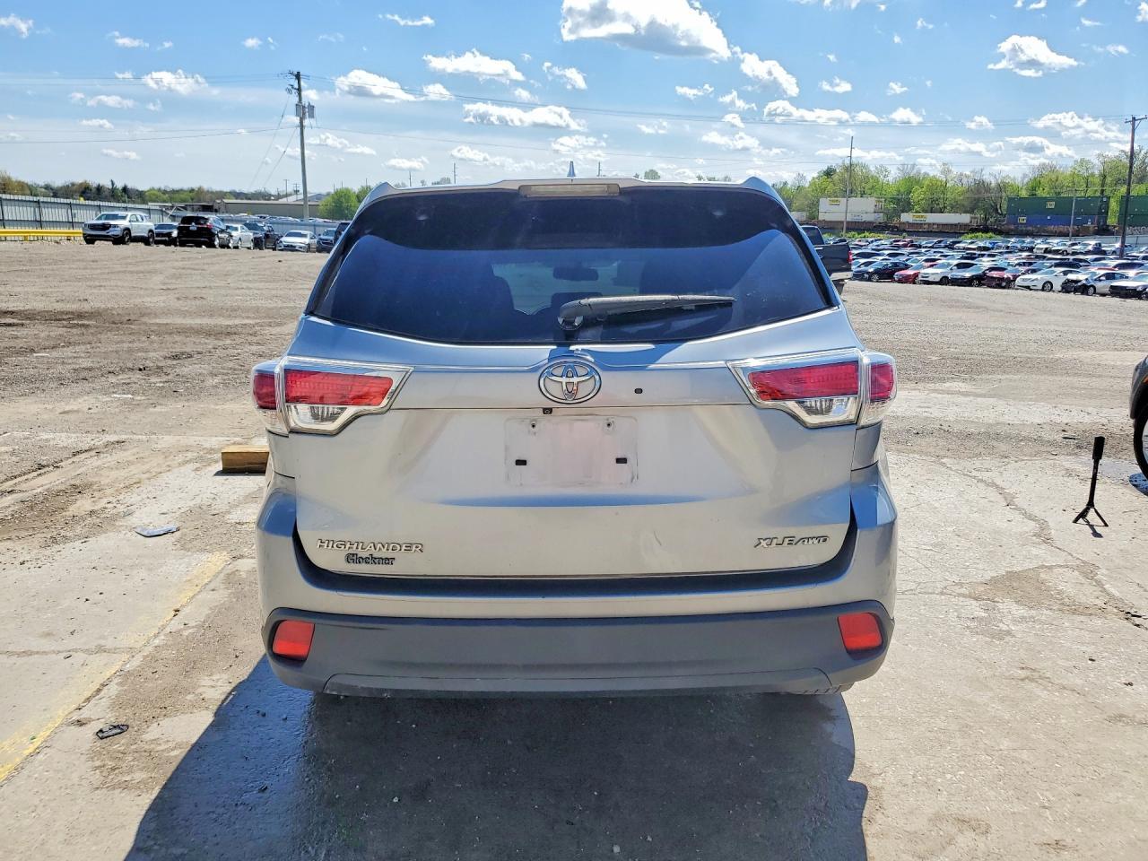 2014 TOYOTA HIGHLANDER