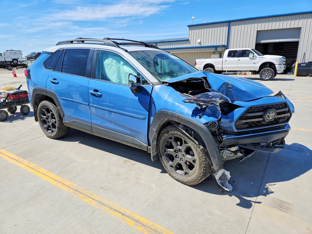 2023 TOYOTA RAV4