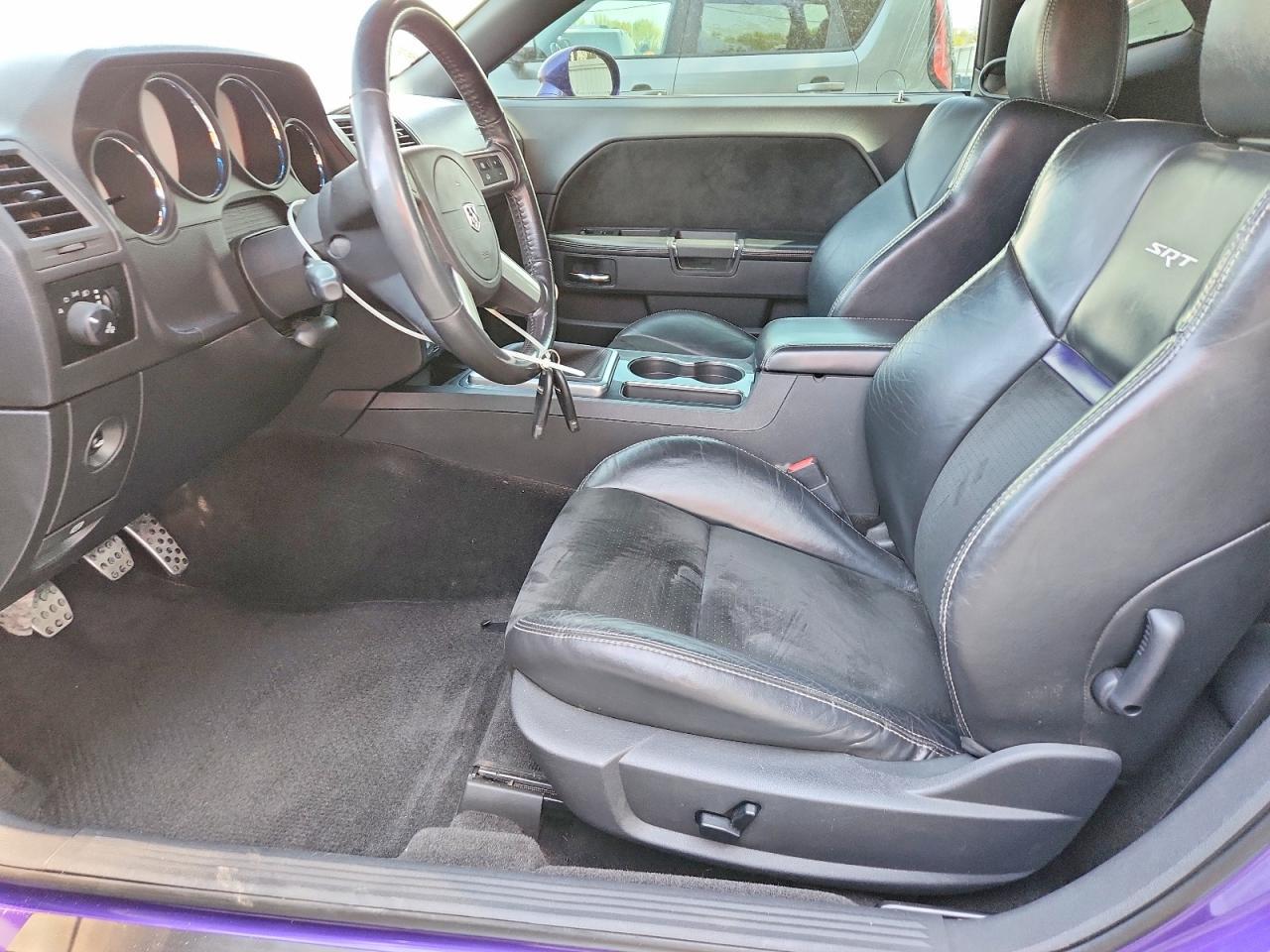 2010 DODGE Challenger