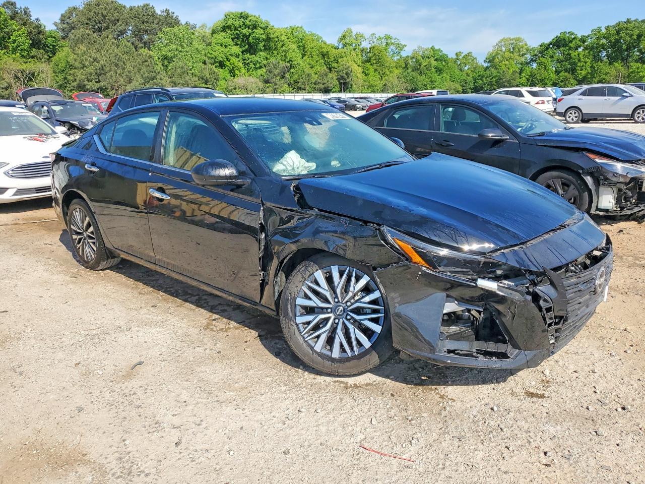 2025 NISSAN ALTIMA