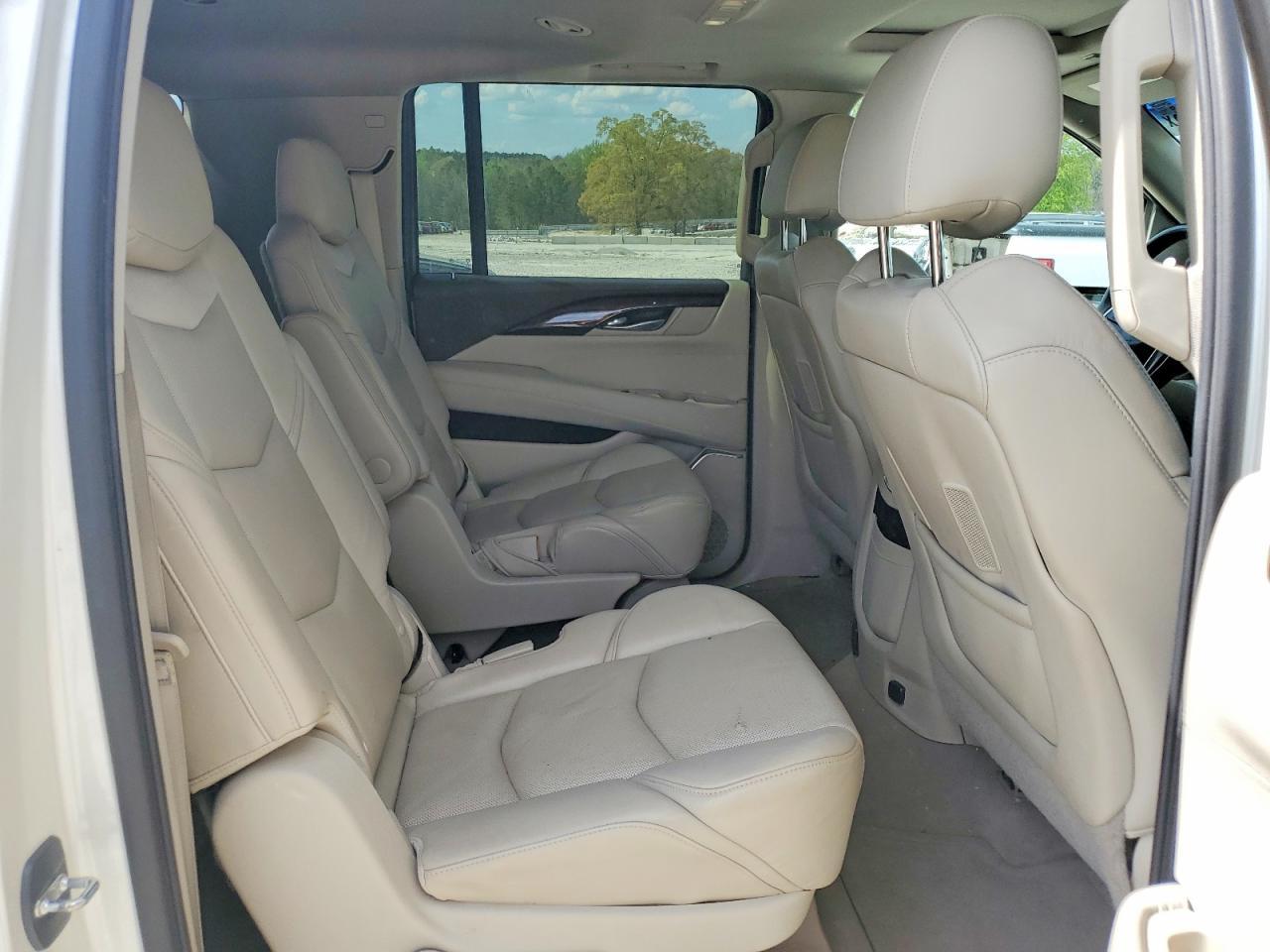 2015 CADILLAC Escalade ESV