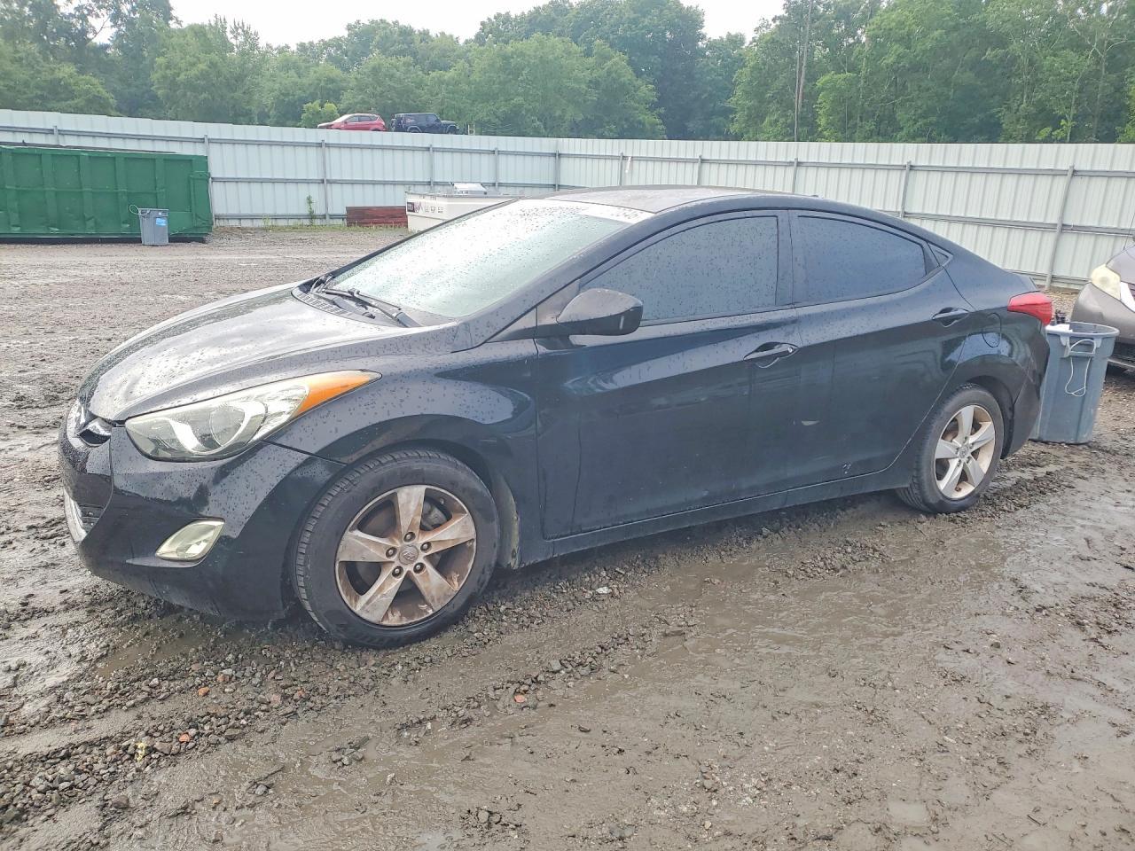 2012 HYUNDAI ELANTRA