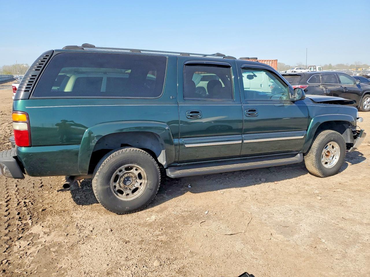 2004 CHEVROLET Suburban