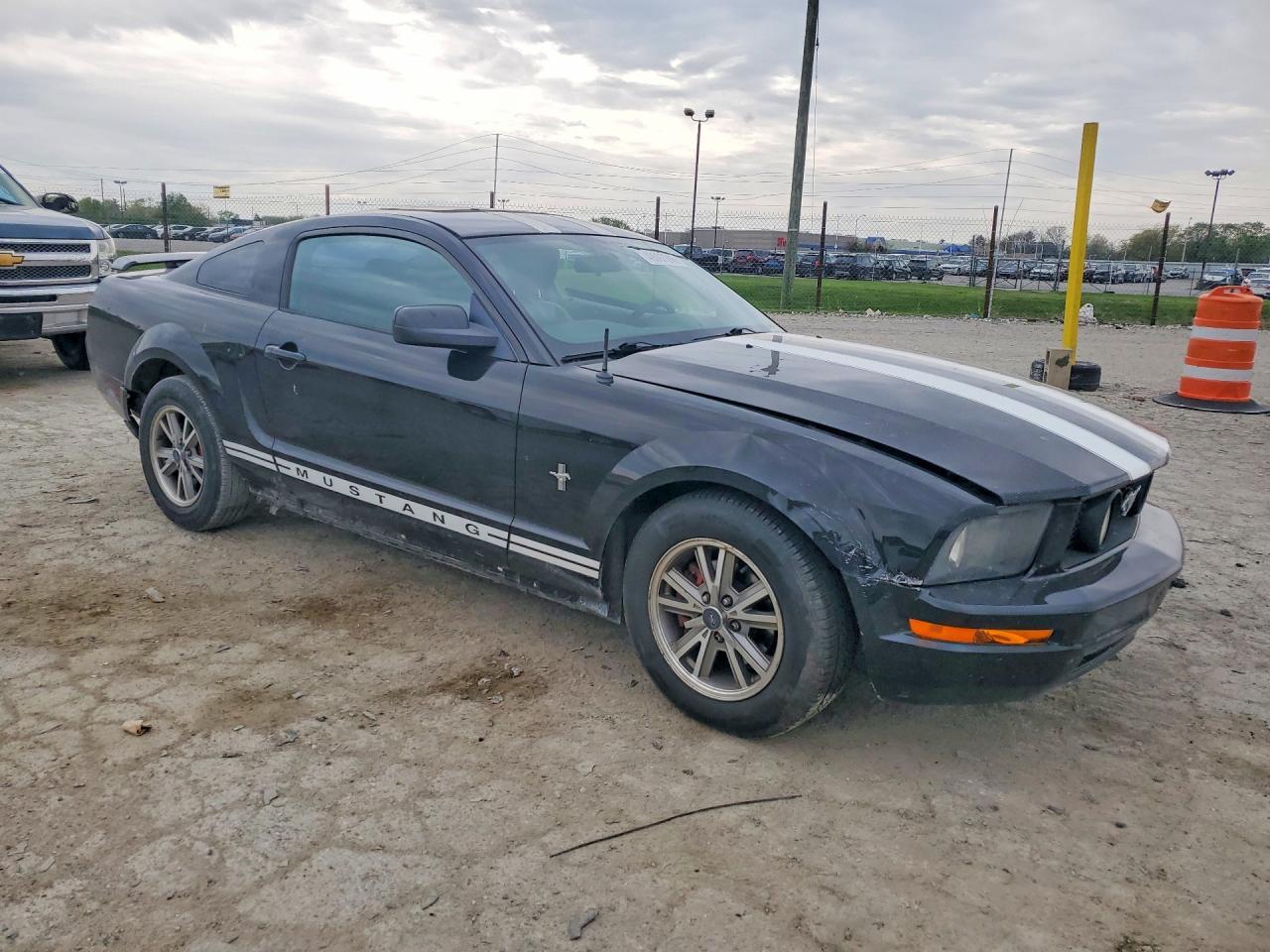 2005 FORD MUSTANG
