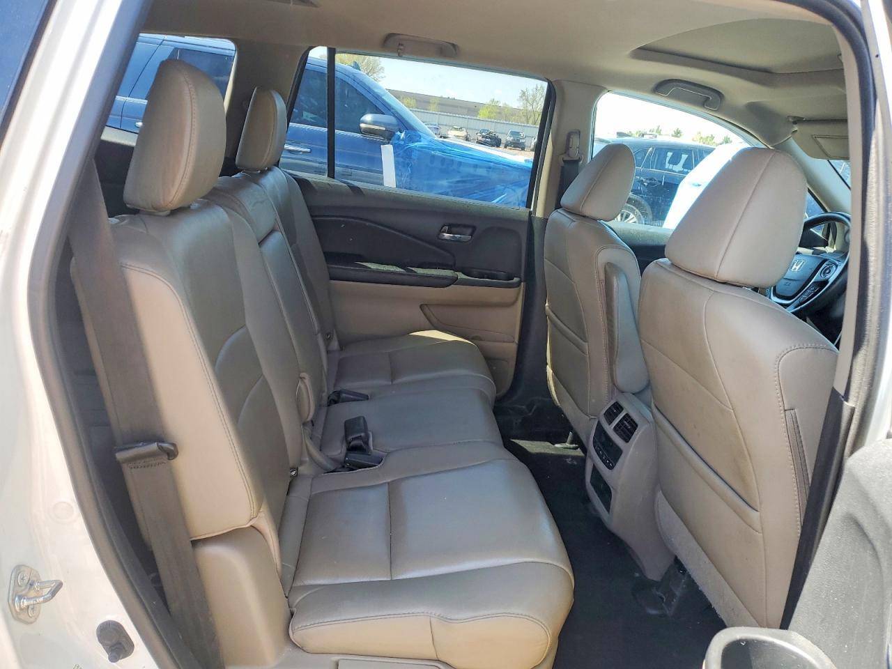 2016 HONDA PILOT