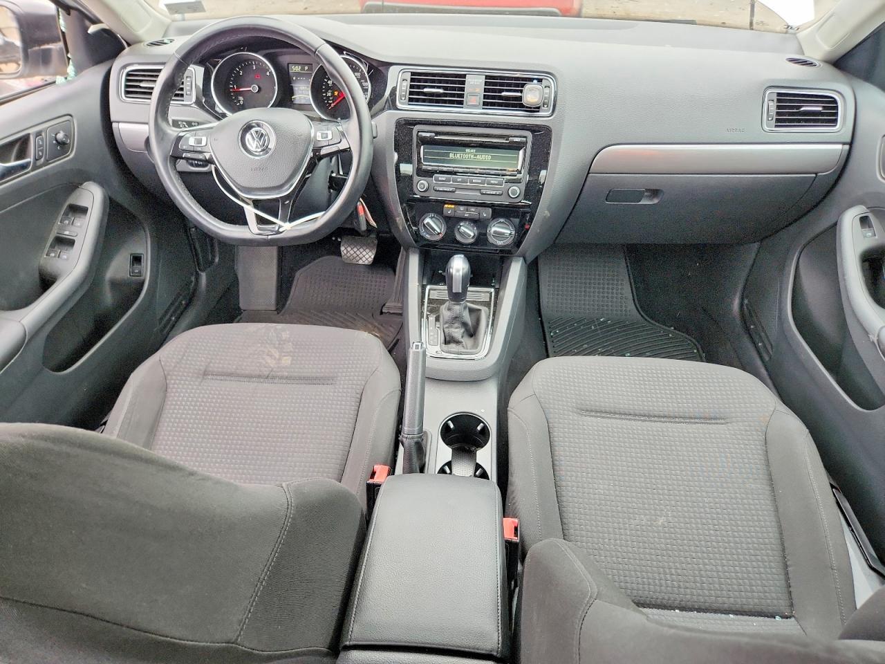 2015 VOLKSWAGEN JETTA