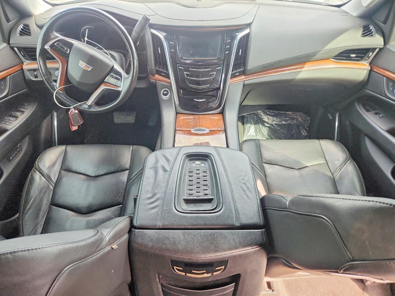 2016 CADILLAC Escalade ESV