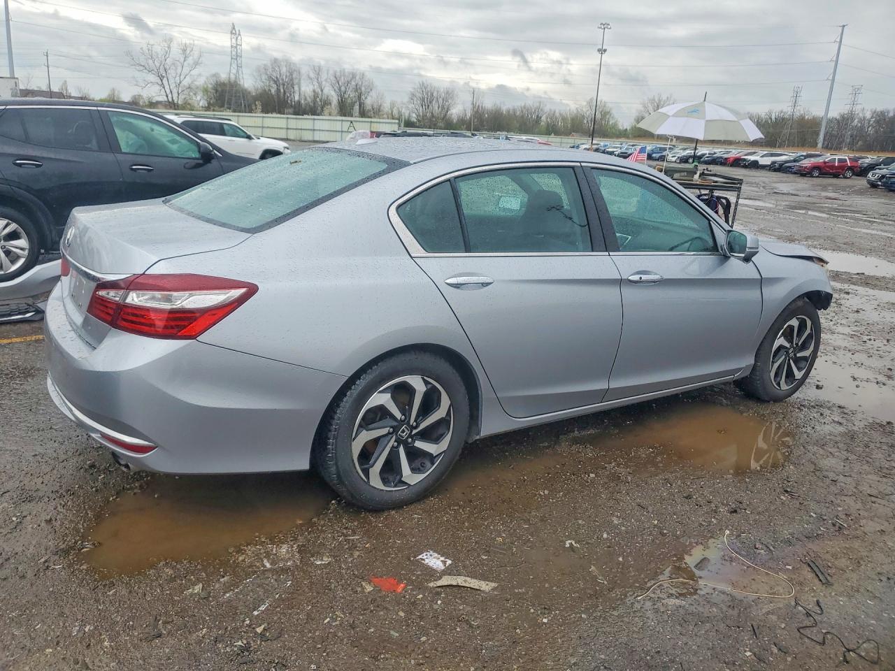 2016 HONDA ACCORD