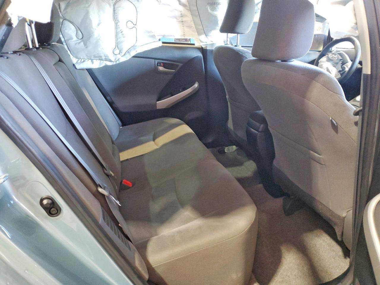2015 TOYOTA PRIUS