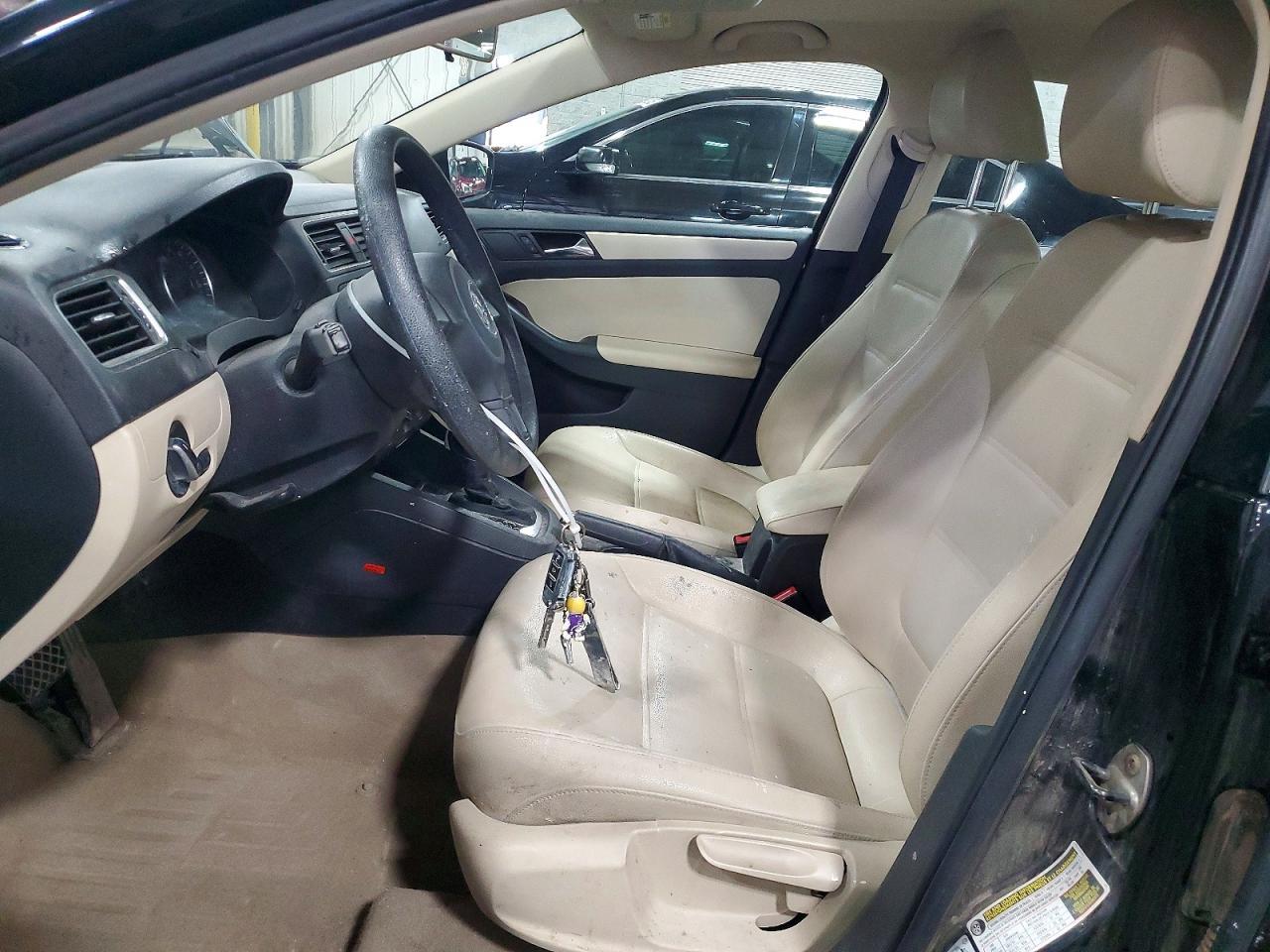 2012 VOLKSWAGEN JETTA