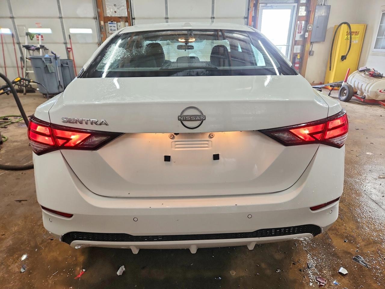 2025 NISSAN SENTRA