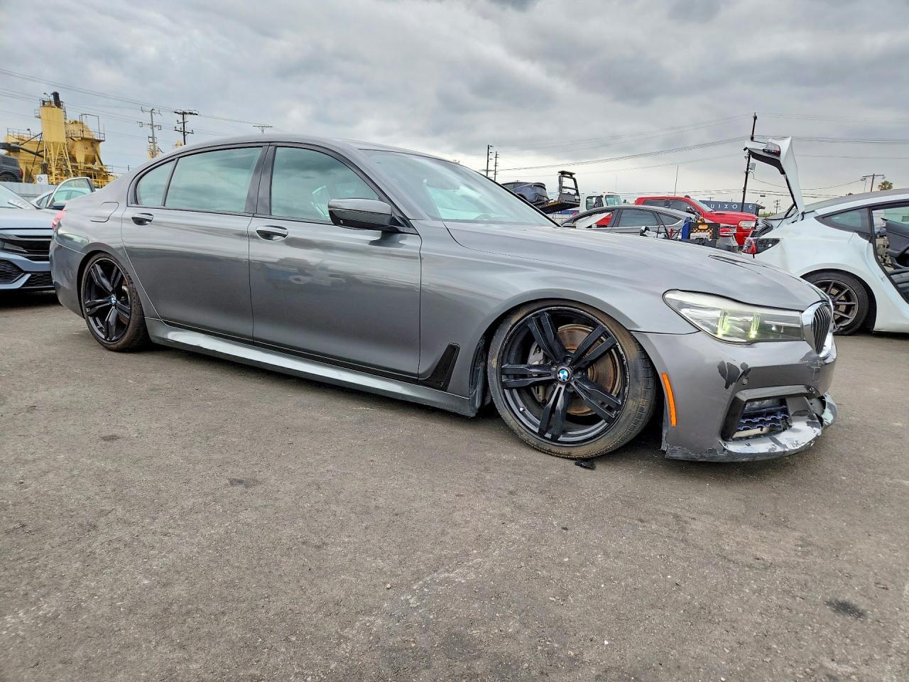 2016 BMW 7 series