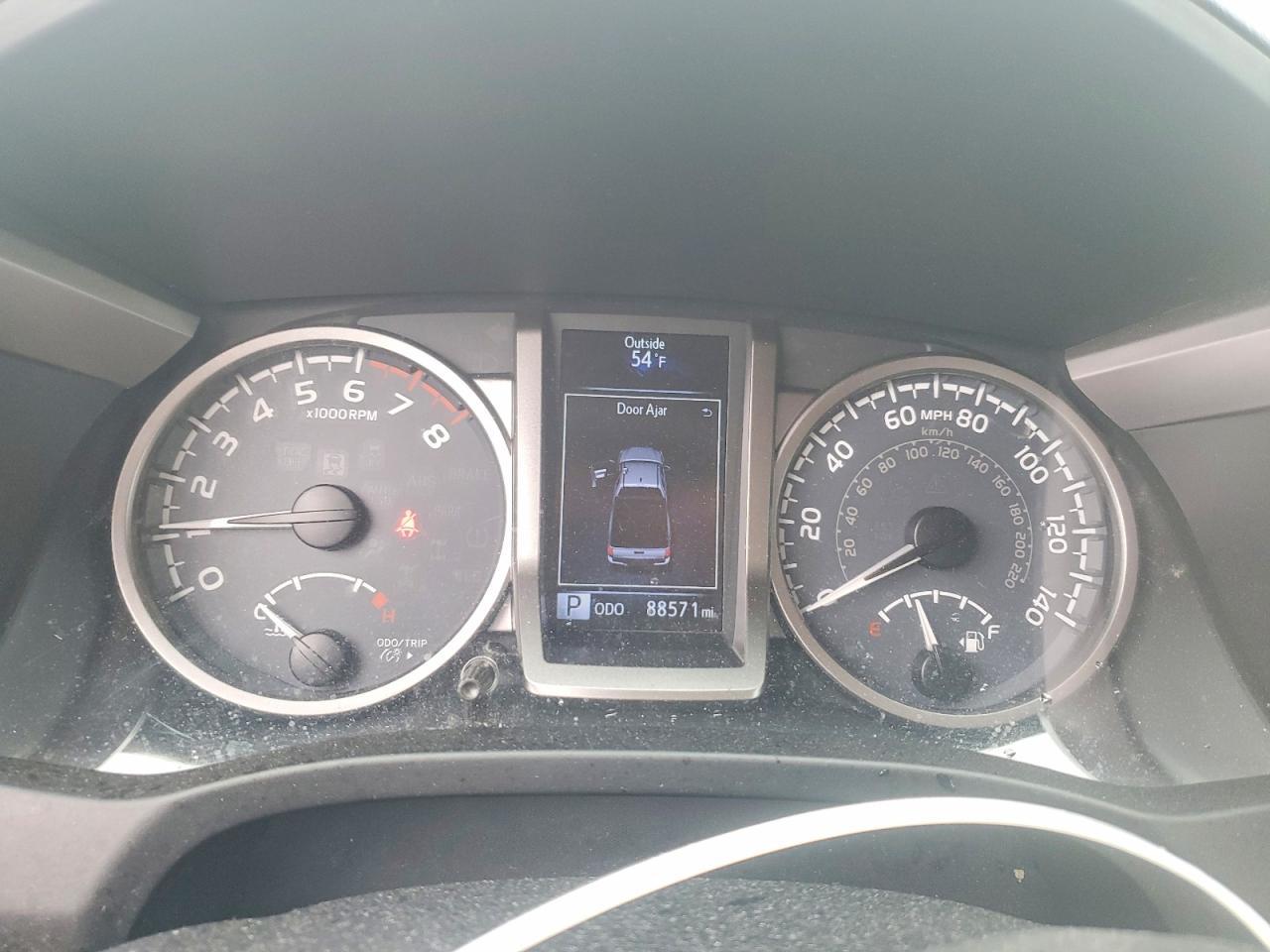 2016 TOYOTA TACOMA