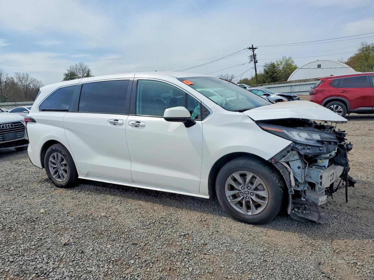 2022 TOYOTA SIENNA