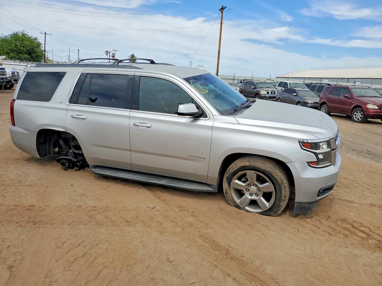2017 CHEVROLET Tahoe