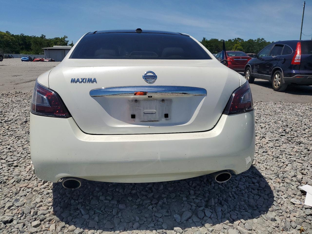 2014 NISSAN Maxima