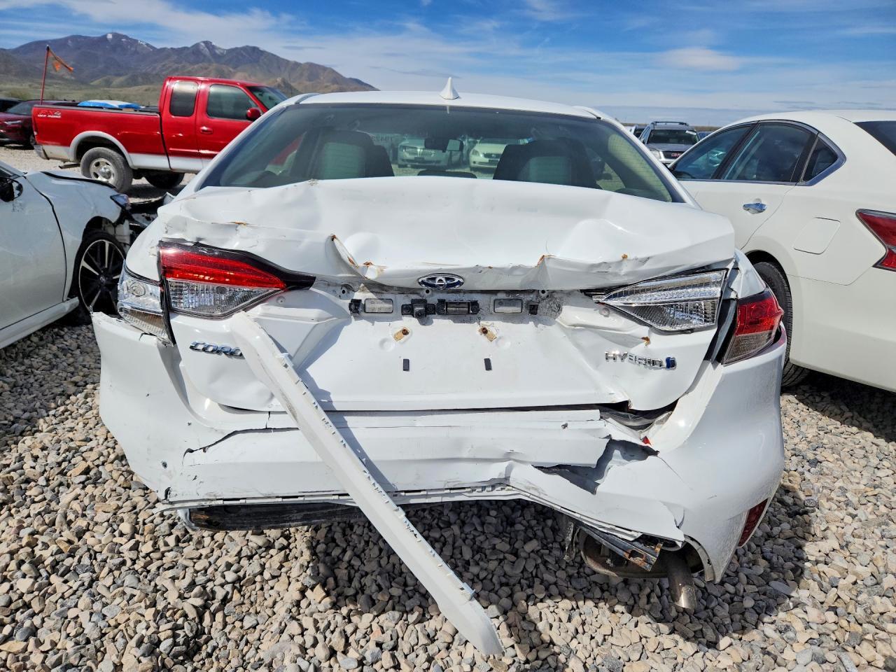 2022 TOYOTA COROLLA