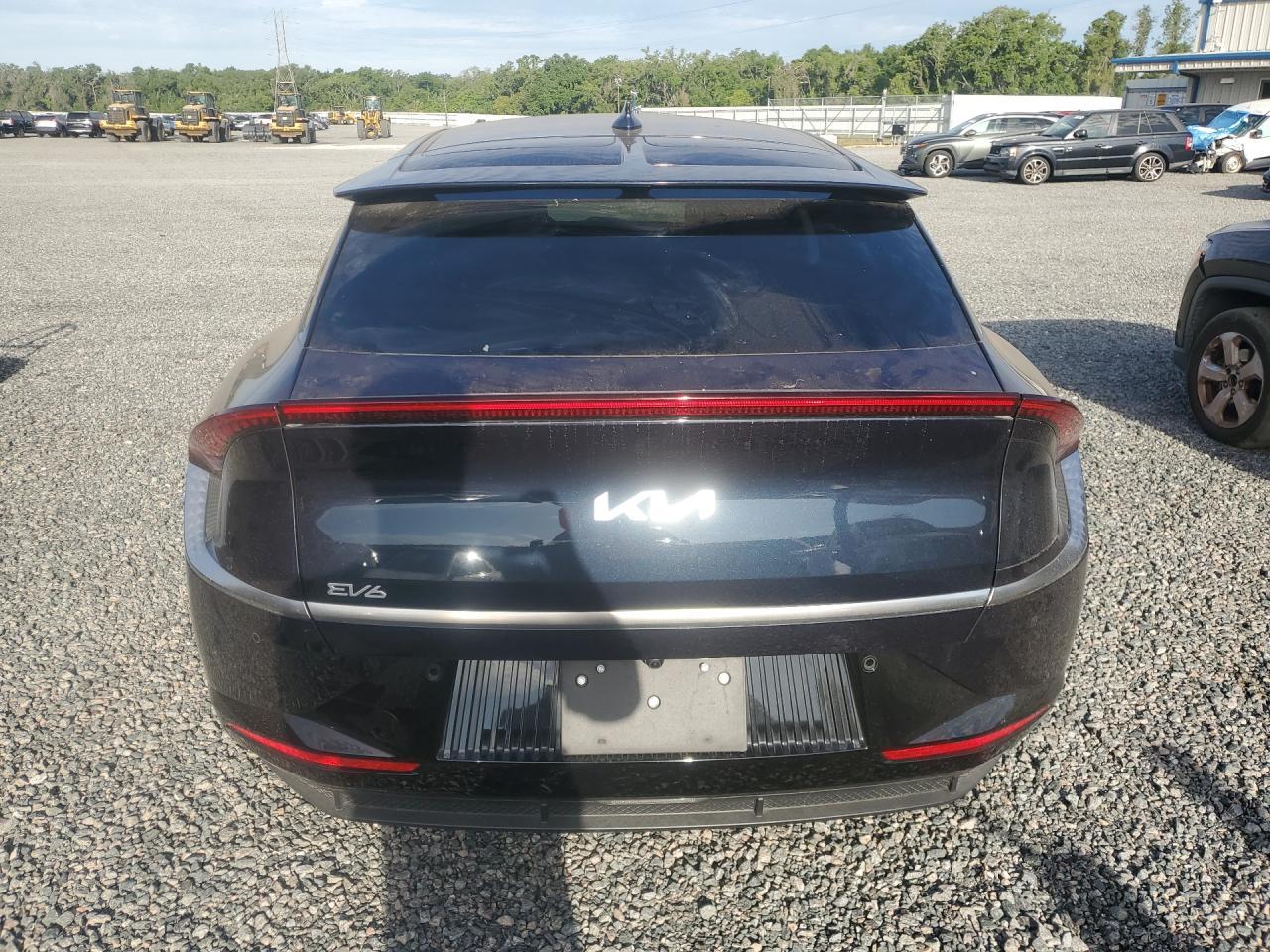 2023 KIA EV6
