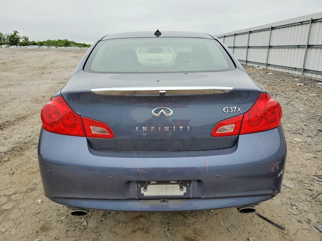 2012 INFINITI G37