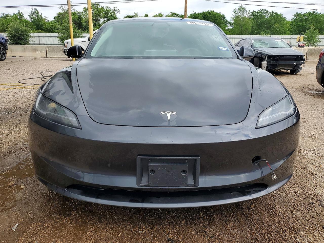 2025 TESLA MODEL 3