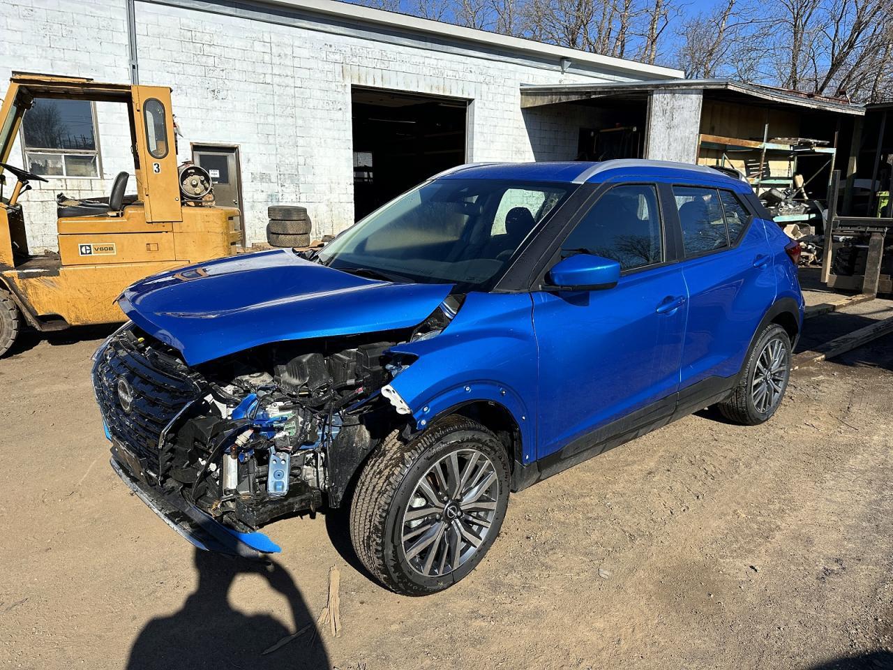 2025 NISSAN KICKS