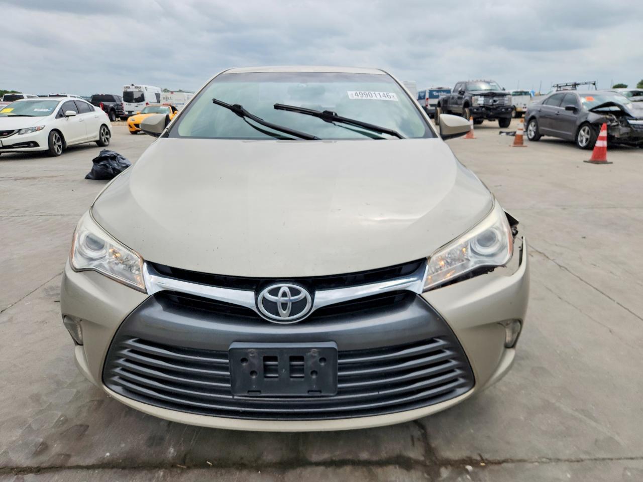2016 TOYOTA CAMRY