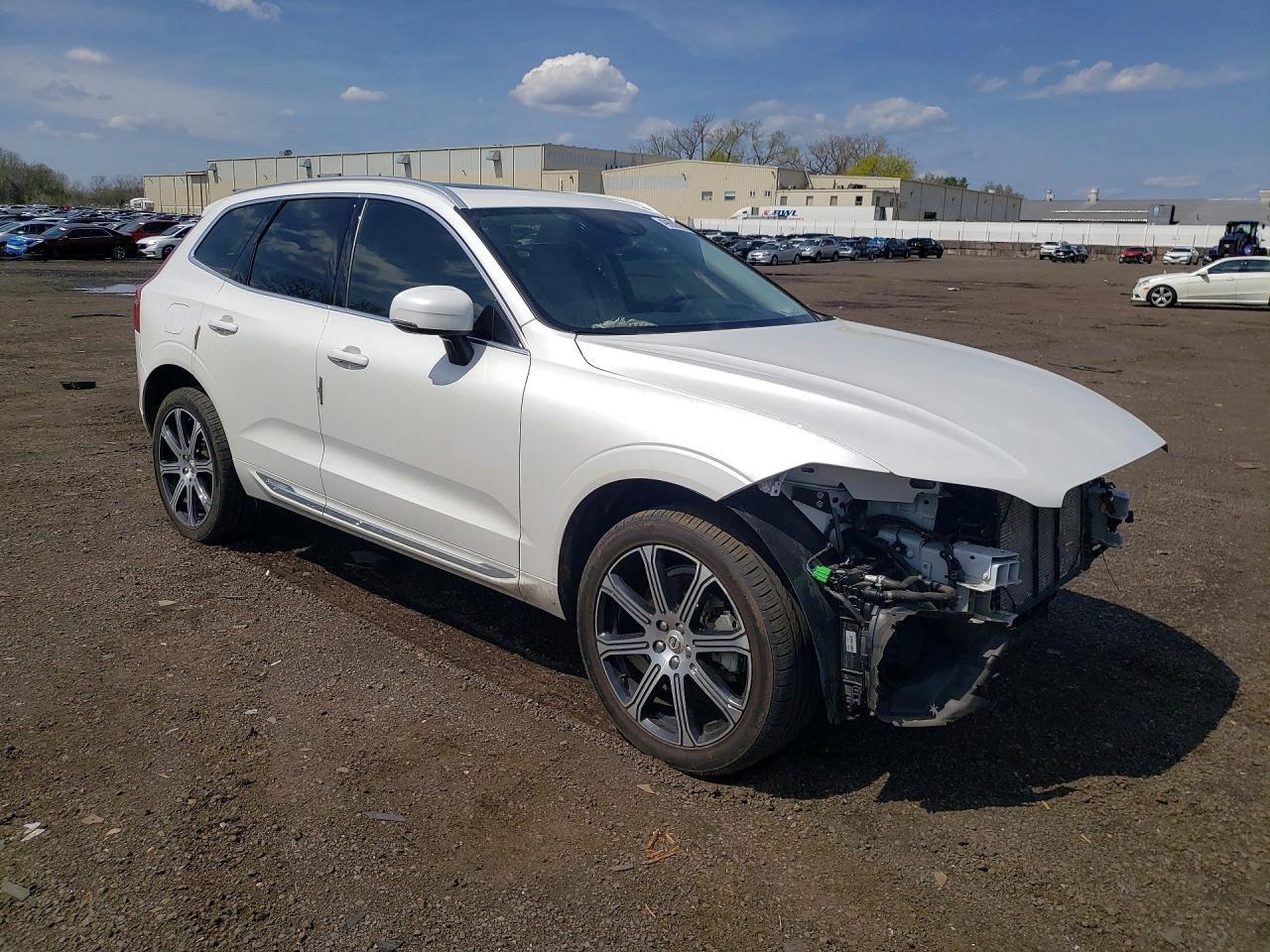 2021 VOLVO XC60