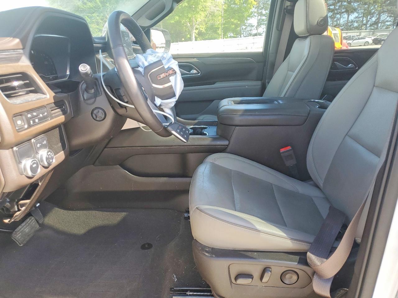 2022 GMC Yukon