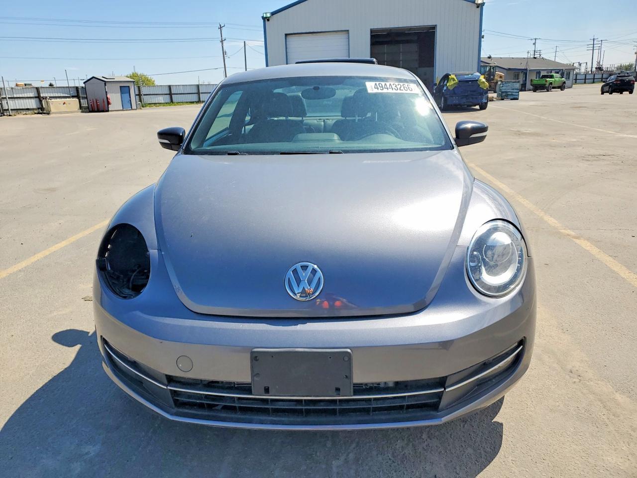 2012 VOLKSWAGEN Beetle