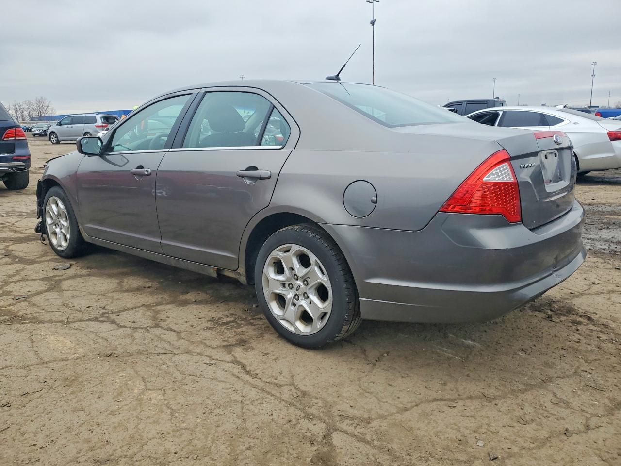 2011 FORD FUSION