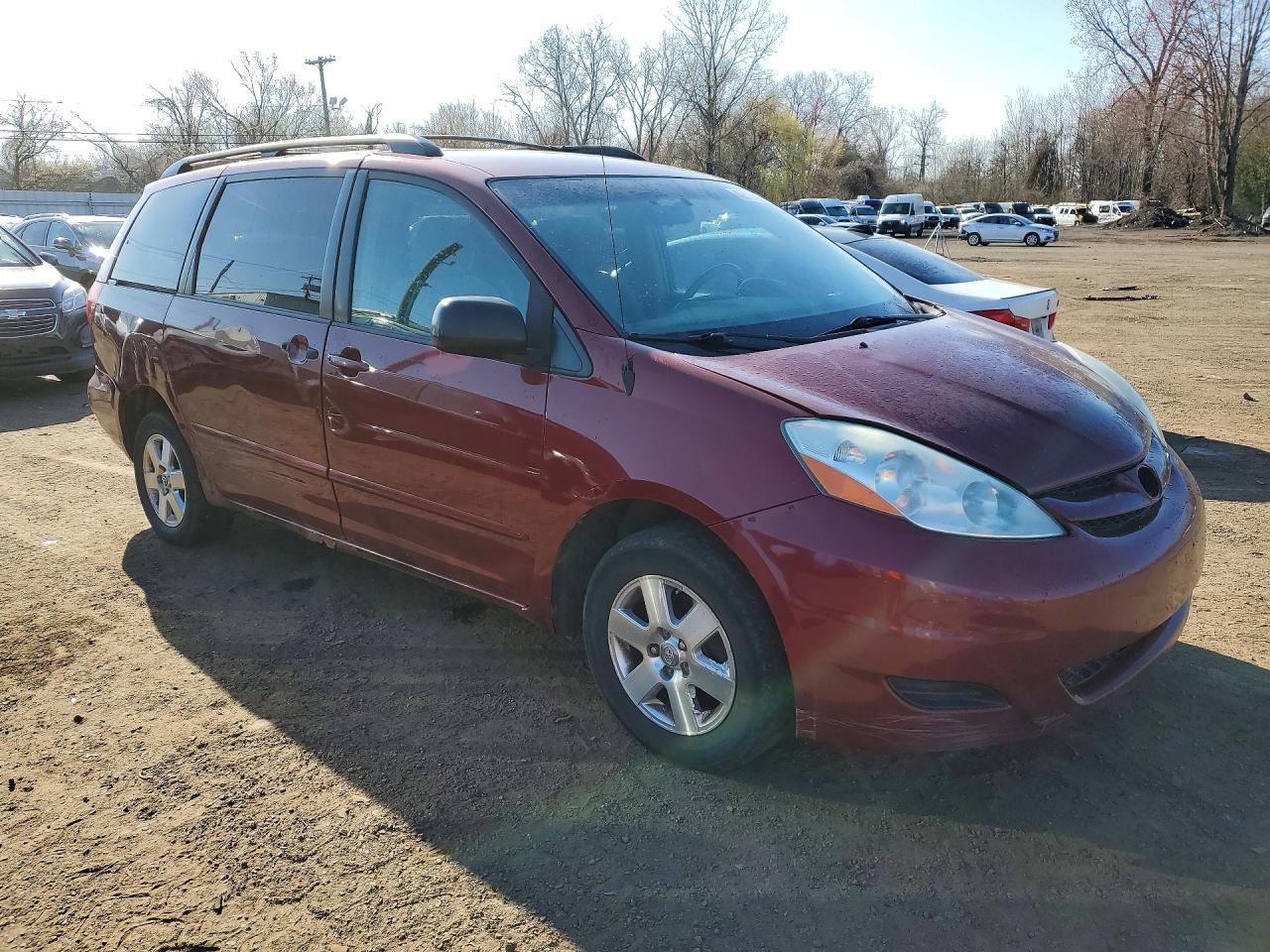 2006 TOYOTA SIENNA