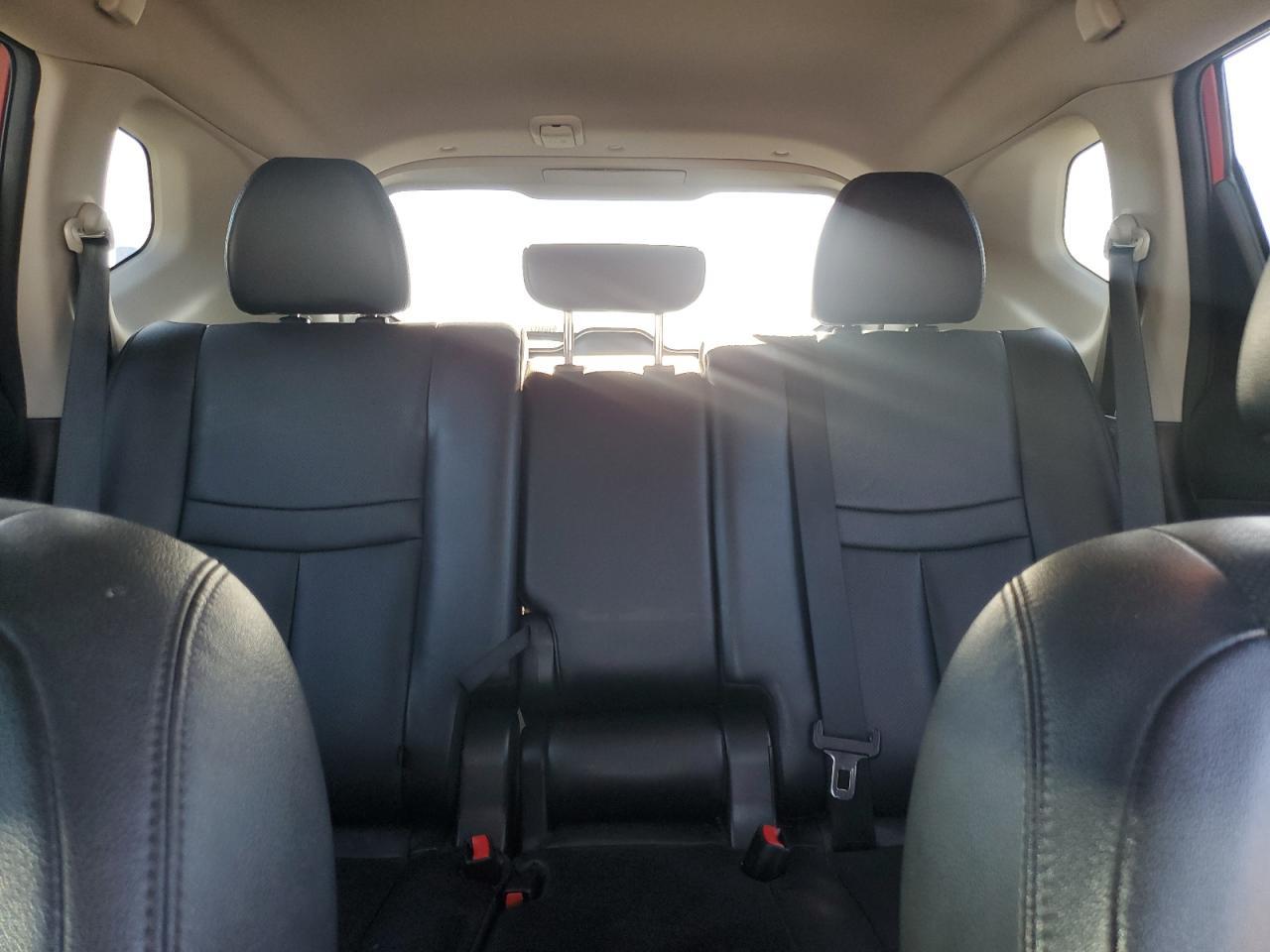 2016 NISSAN ROGUE