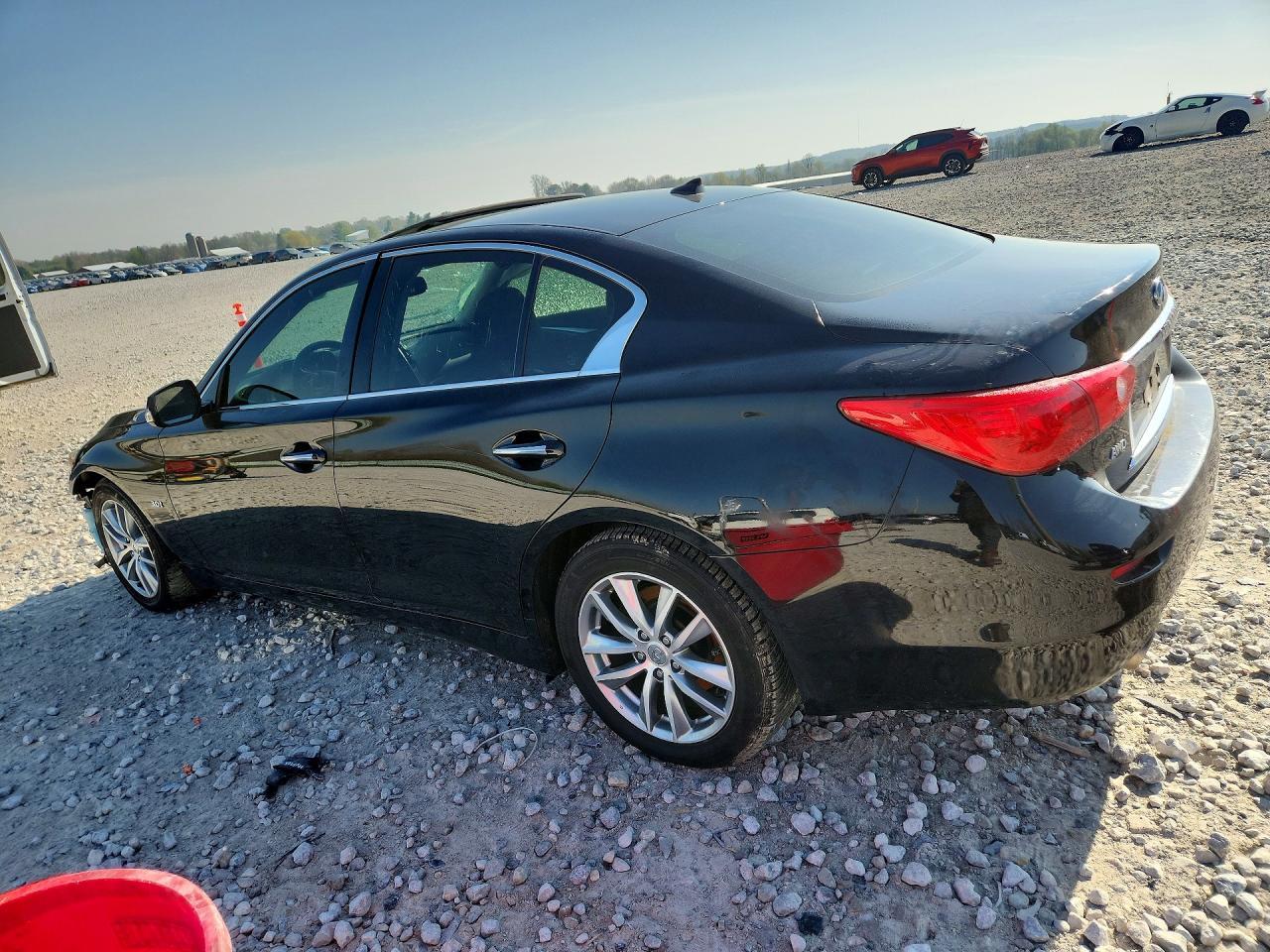 2016 INFINITI Q50
