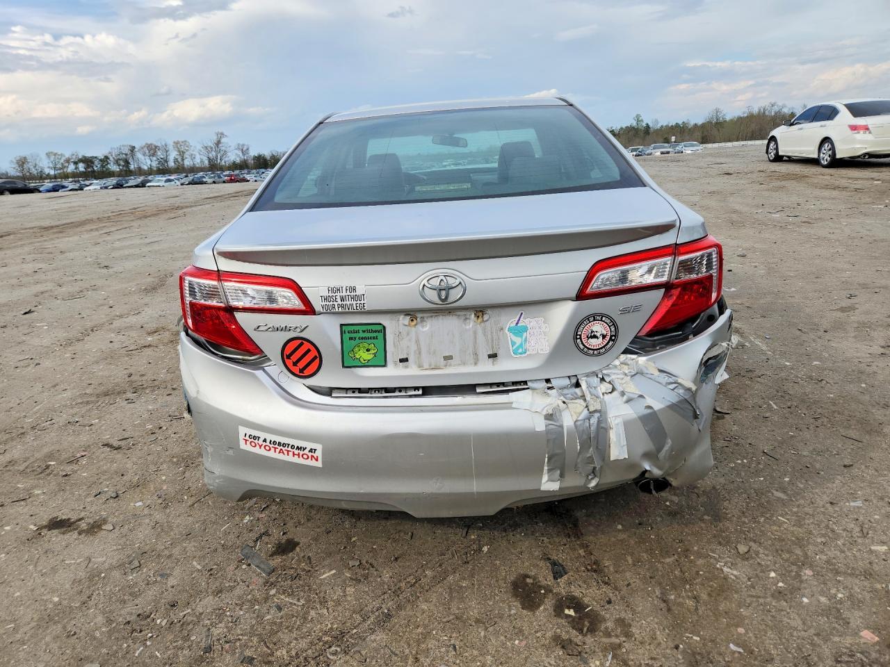 2012 TOYOTA CAMRY
