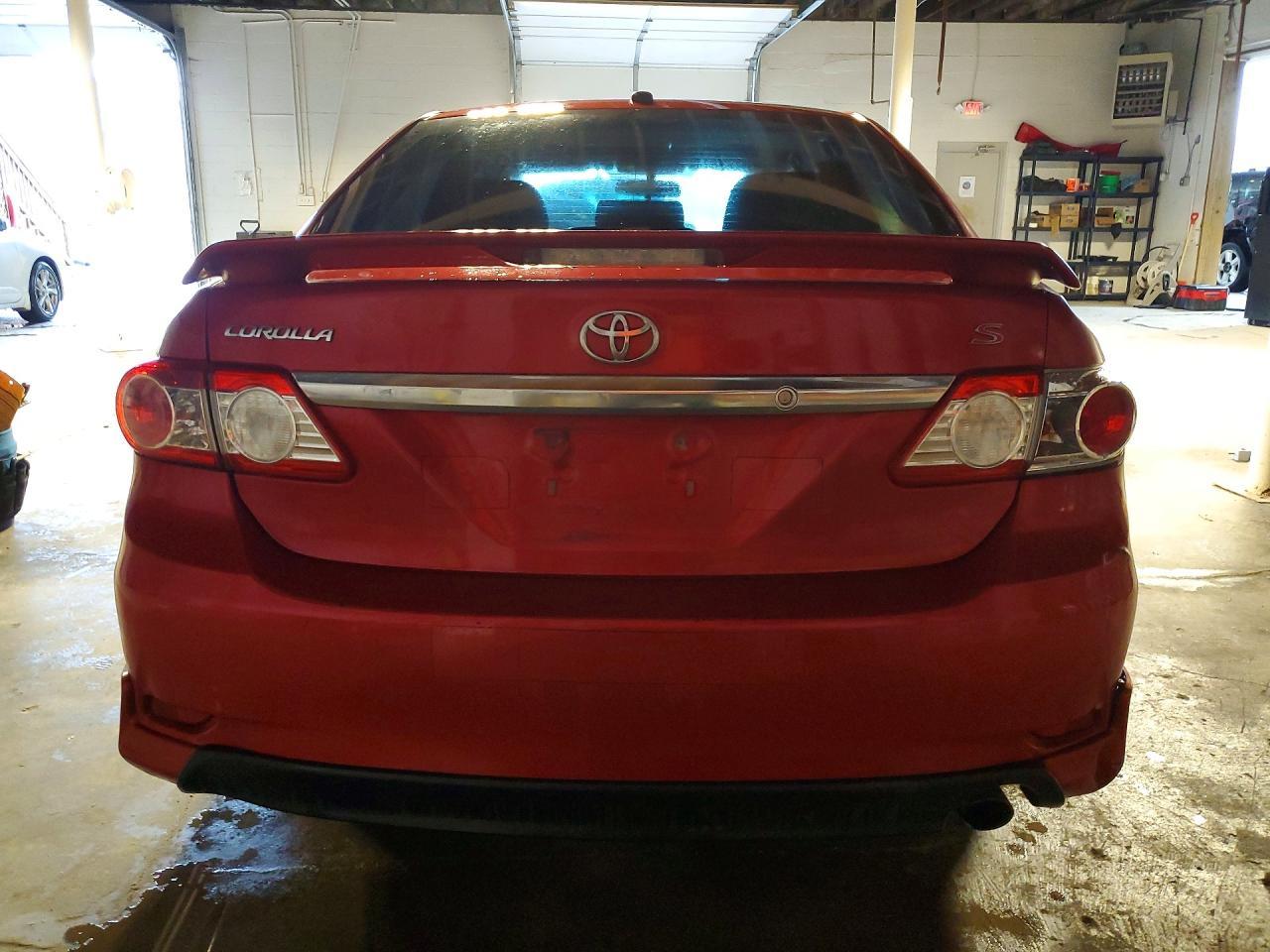 2011 TOYOTA COROLLA